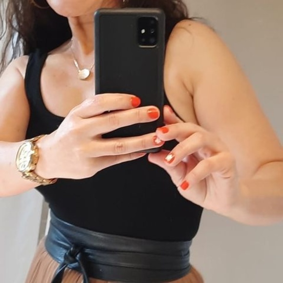 Meet your Posher, Alma - Picture 1 of 1